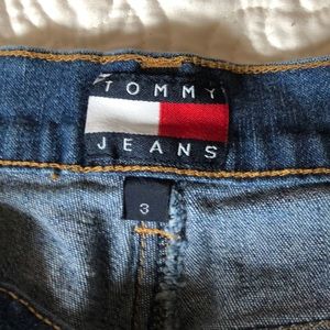 Tommy Hilfiger shorts *RARE*